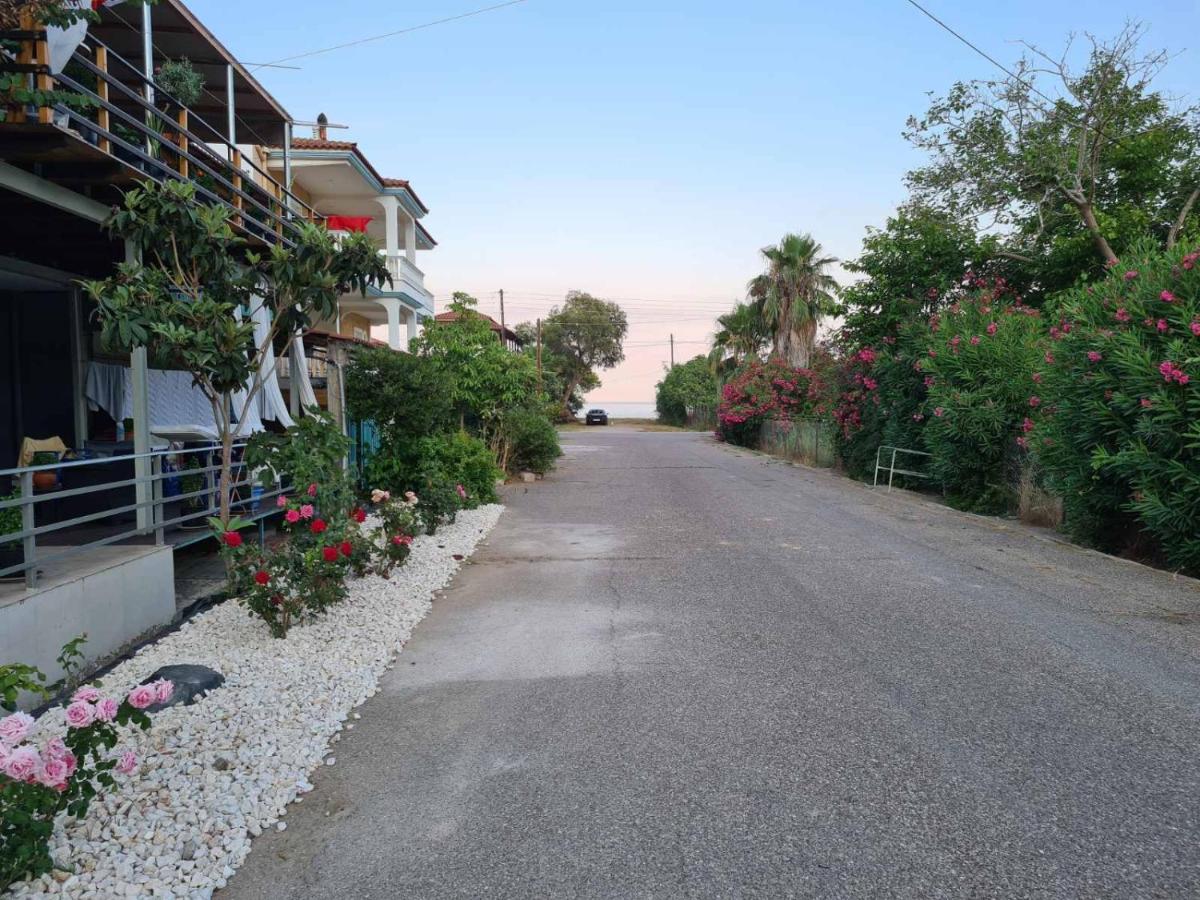 Alexandros Villa Pyrgos  Bagian luar foto